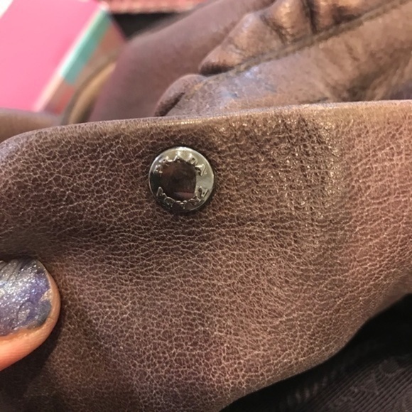 Prada 100% Certified Authentic Leather Bag - Picture 9 of 16